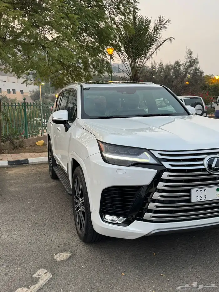 لكزس LX600 سعودي وكاالة 2