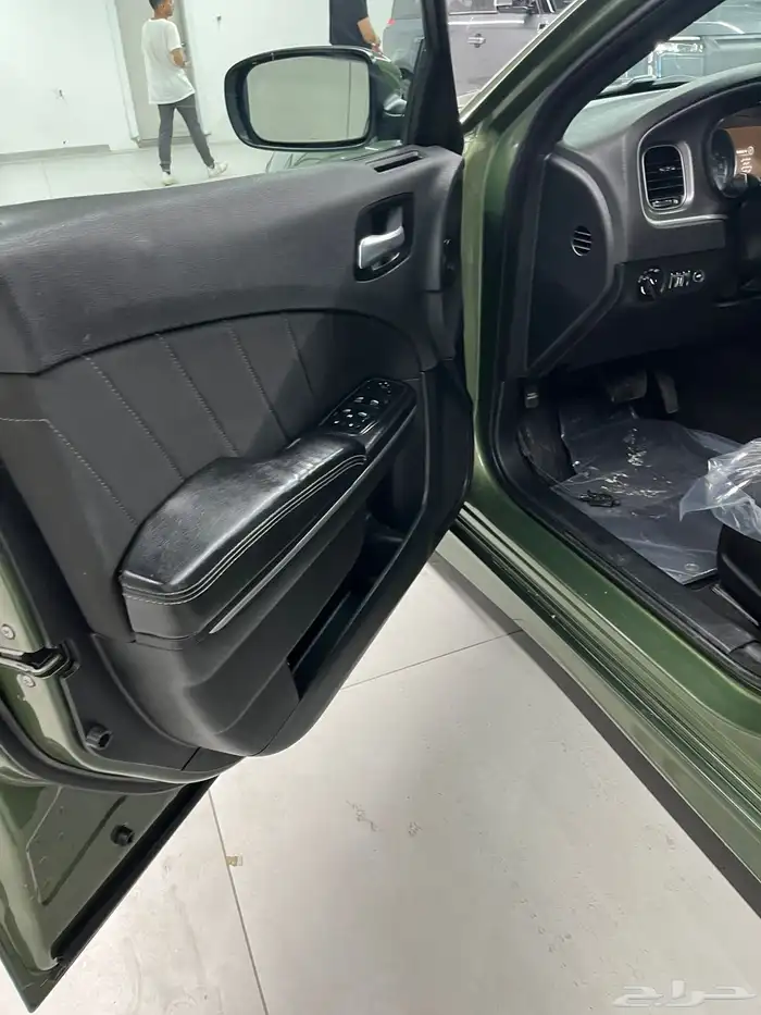 دوج تشارجر نظيفف جدا . 10