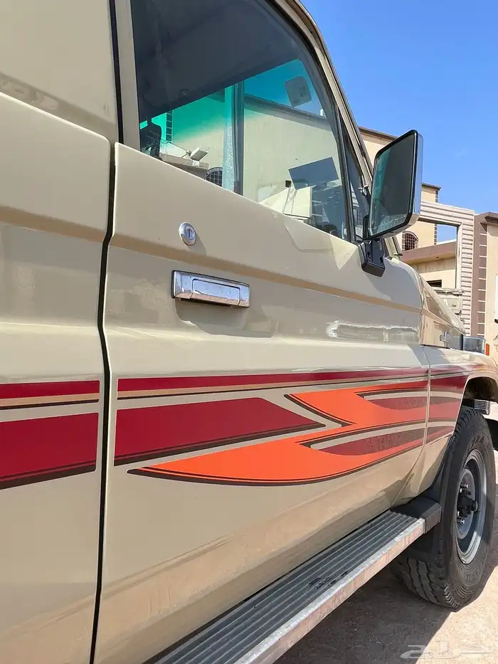 جيب ربع 2001 11