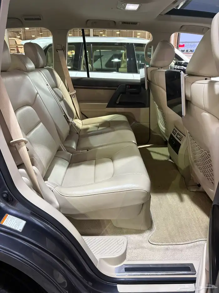 تويوتا لاندكروزر 2021 9