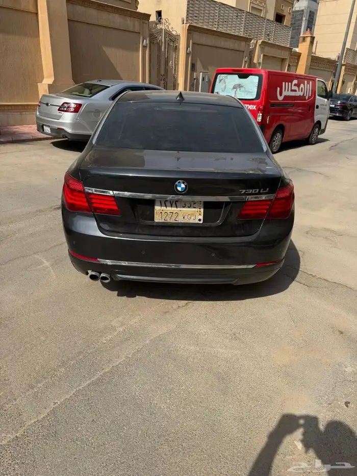 BMW الفئة السابعة 730 فل سنة 2015 11