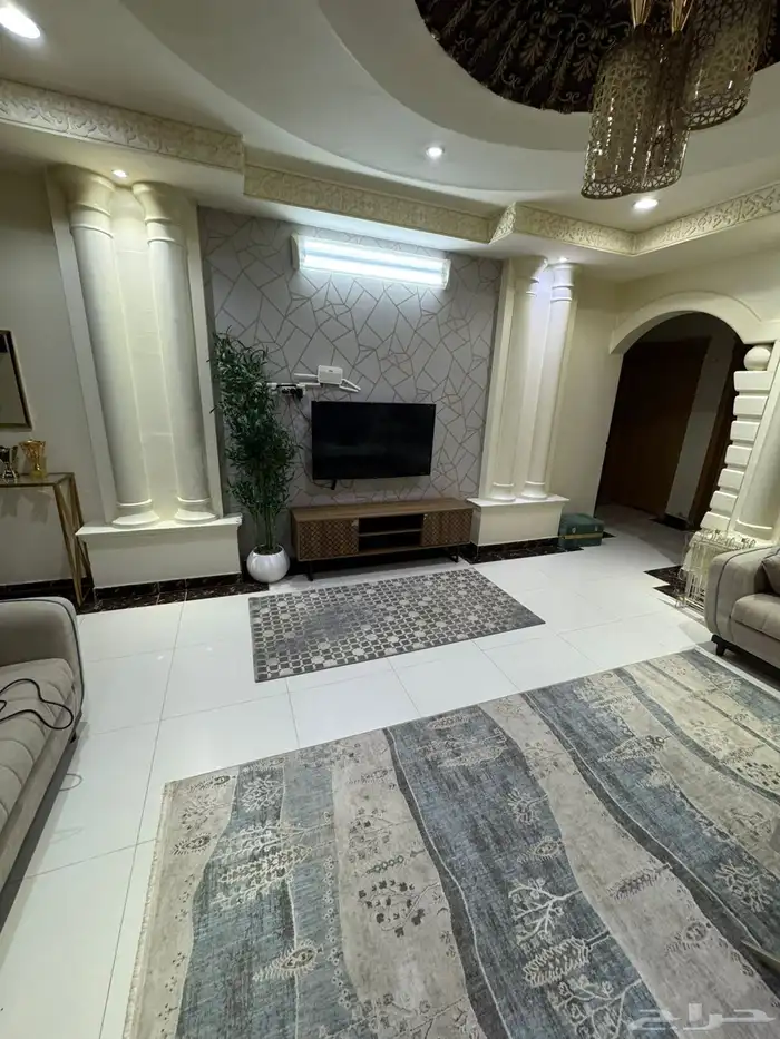 فيلا للبيع بالرياض حي المونسية 13