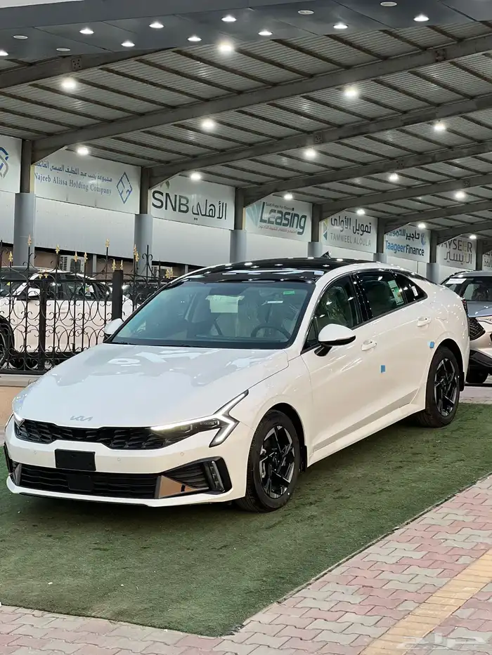 كيا K5 نص فل 2026 GLS 0