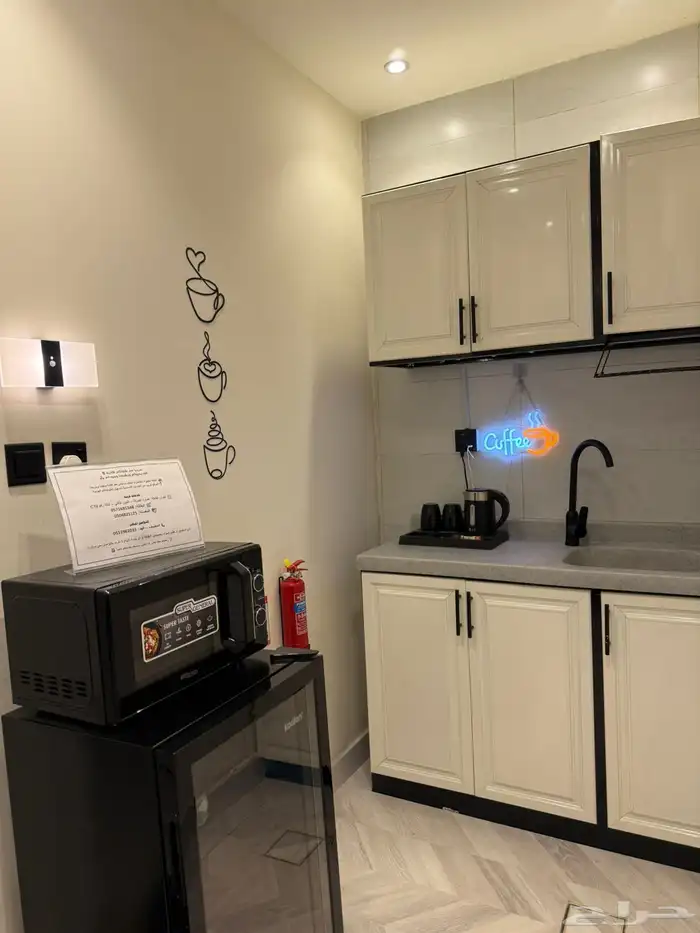 اثاث للبيع كامل مو شامل المطبخ والمكيفات 3