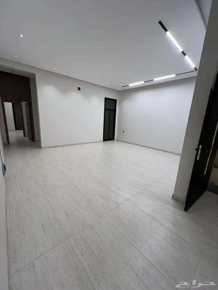 شقة للايجار في حي طويق 2