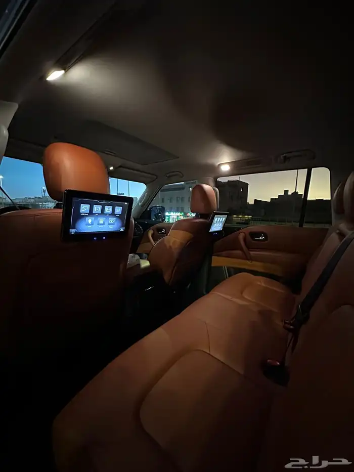 نيسان تيتانيوم 6v مخزن شرط مالك واحد 2023 7