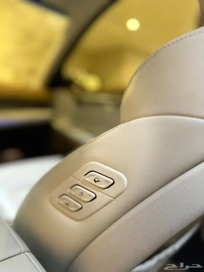 هونداي ازيرا 2020 (بنزين) فل كامل اعلى فئه بحالة الوكاله 20