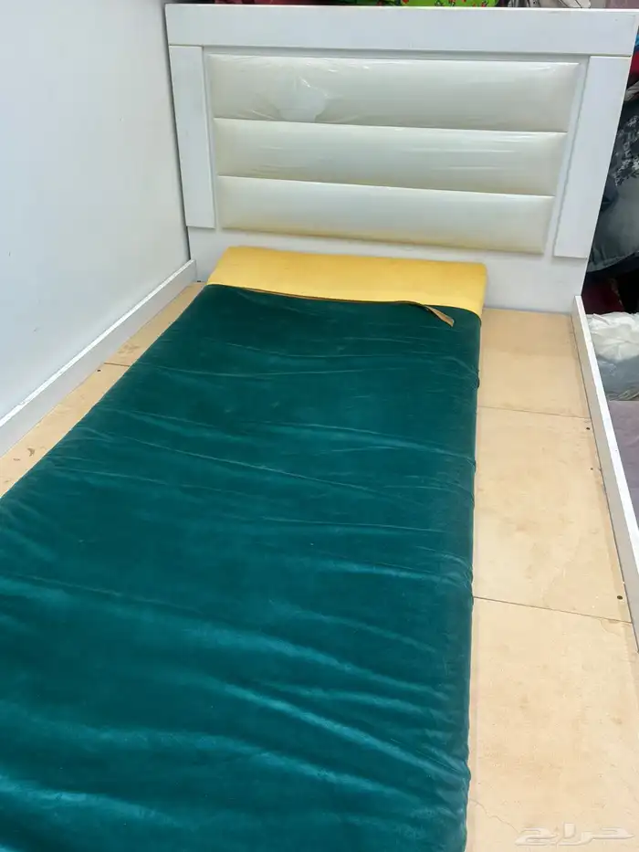 سرير نفر ونص ودولاب 2