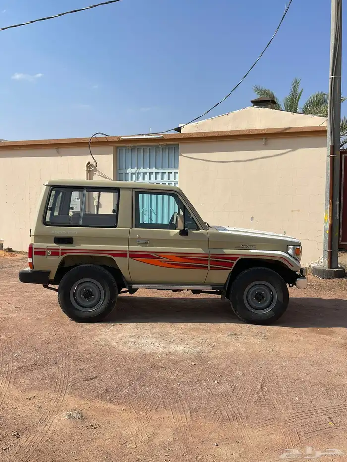 جيب ربع 2001 15