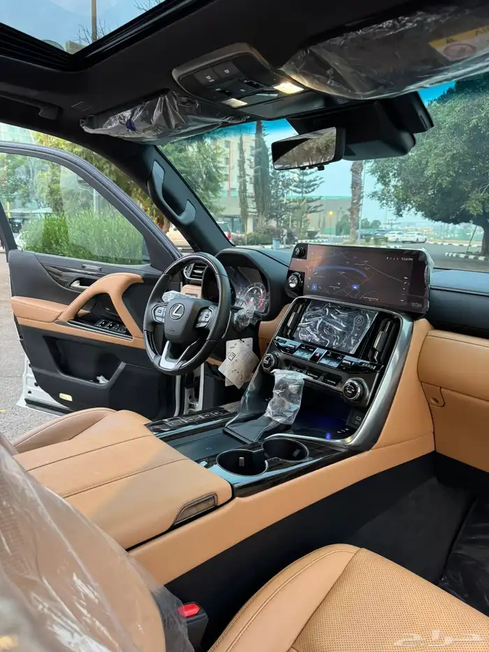 لكزس LX600 سعودي وكاالة 23