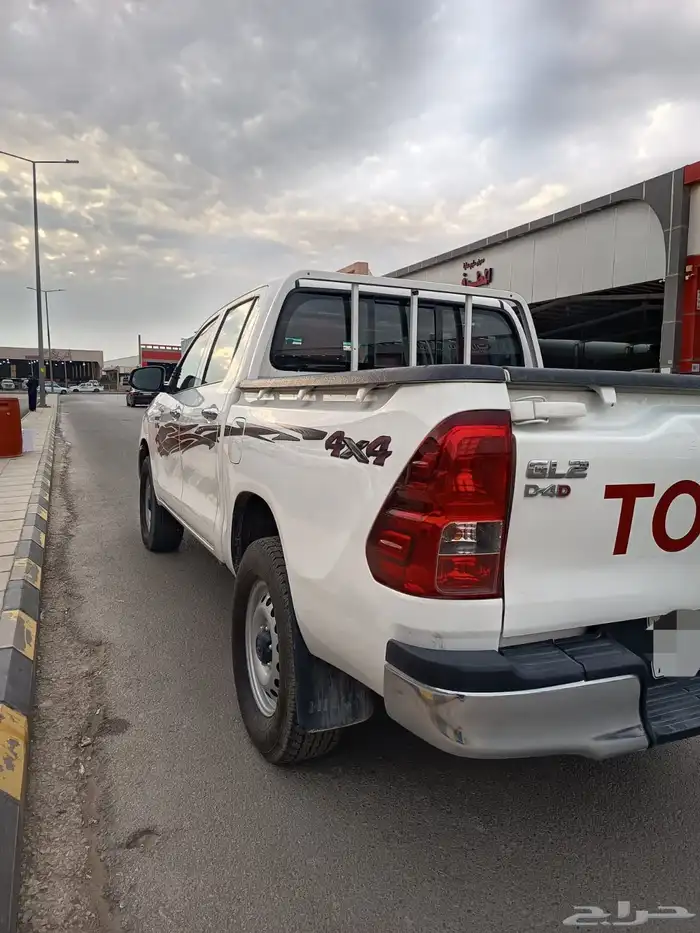 هايلوكس 2023 3