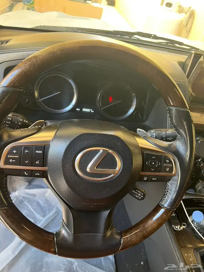 لكزس 2017 فل كامل سعودي نضيف جدا 8