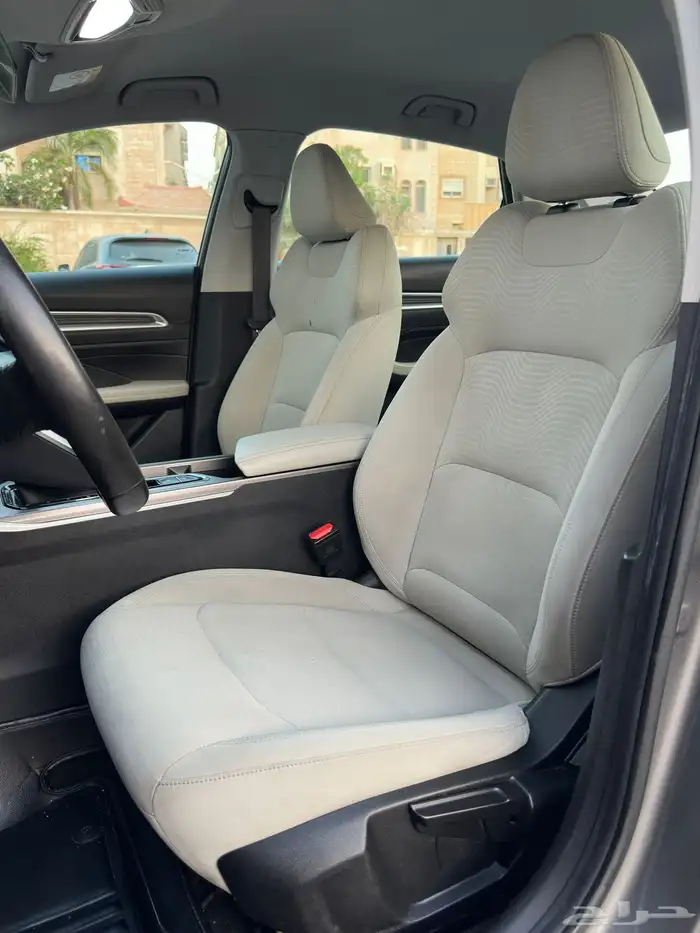 جيلي امجراند 7 نص فل البيع 25000 الف 18