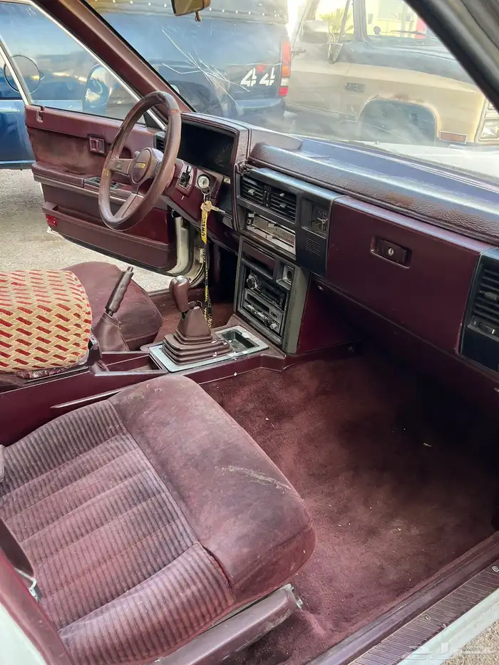 للبيع لوريل 87 200L 6