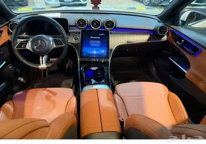 مرسيدس C300 2024 شبه وكالة 7000 كلم فقط 4MATIC 4