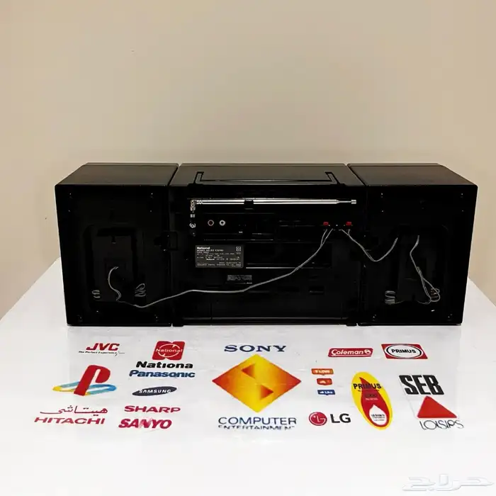مسجل راديو كاسيت قديم من شركة National (باناسونيك) 2