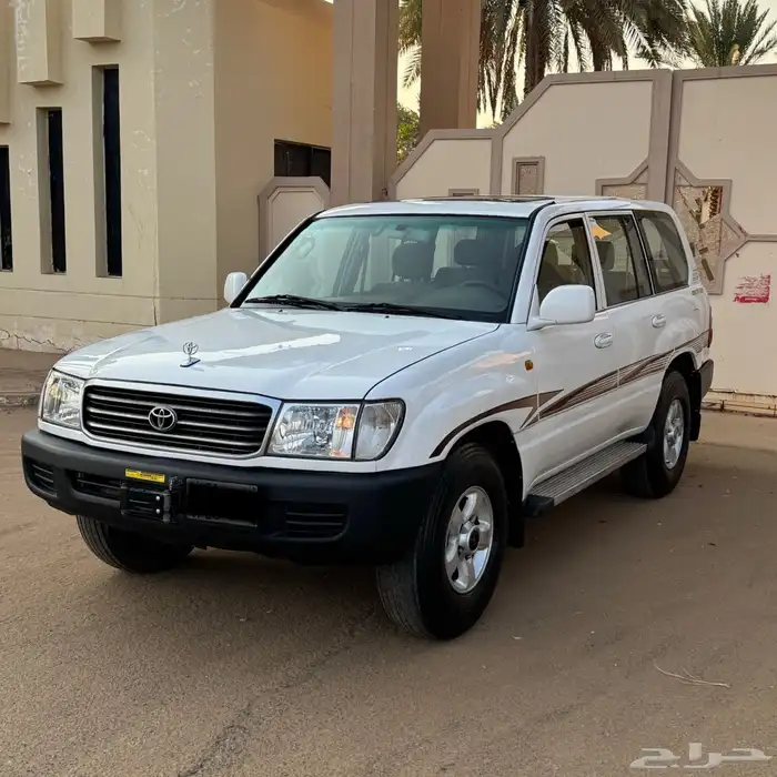 لاندكروزر 1998 ( قير عادي - فتحة - ونش ) 0