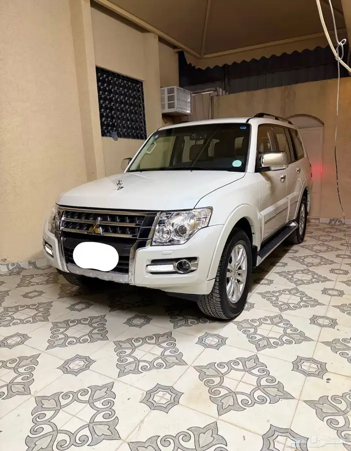 باجيرو 2020 فل كامل مخزن 1