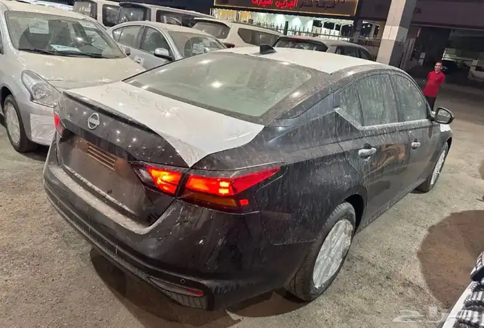 نيسان التيما استندر ونصف فل موديل 2025 و 2024 7
