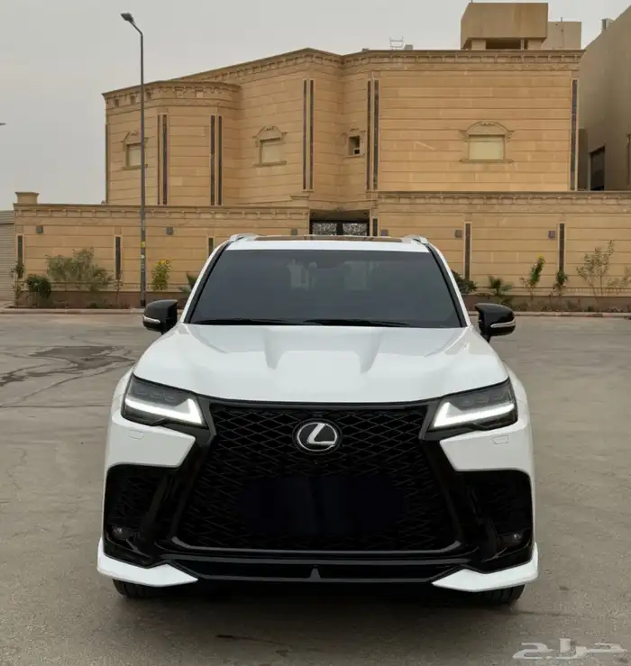 جيب لكزس F Sports LX2023 0