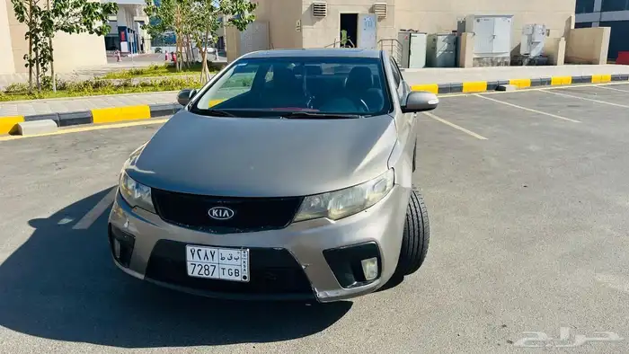 كيا سيراتو كوبيه 2011 3