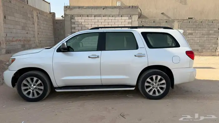 للبيع تويوتا سيكويا 2011 8