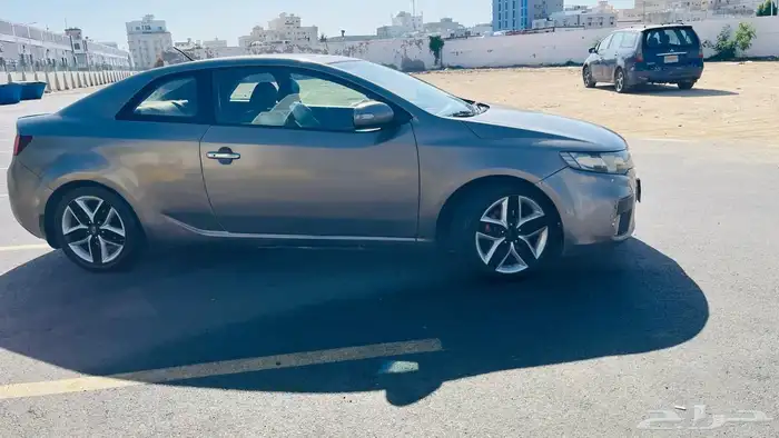 كيا سيراتو كوبيه 2011 2