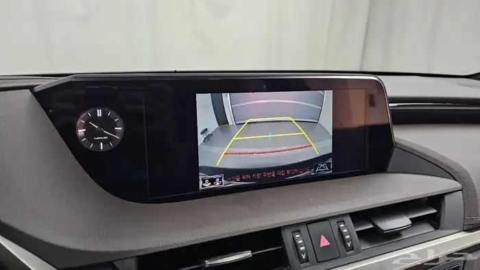 للاستيراد من كوريا _ لكزس ES300 _ 2021 5