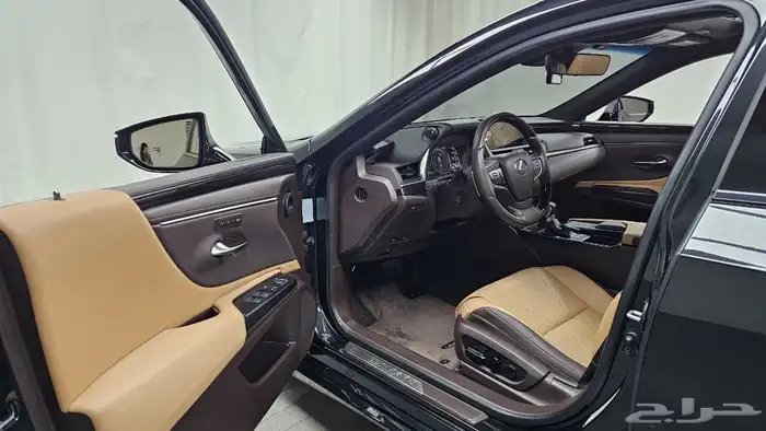 للاستيراد من كوريا _ لكزس ES300 _ 2021 3