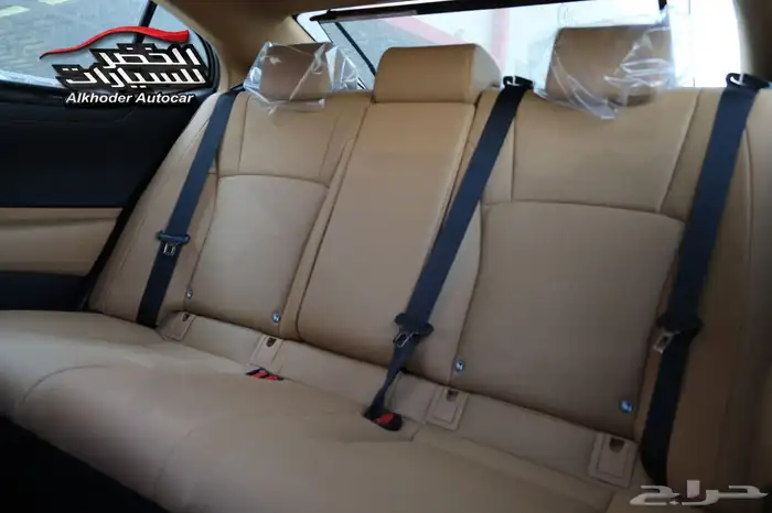 لكزس ES 300 AH 2025 - لدى شركة عبدالمجيد الخضر 14