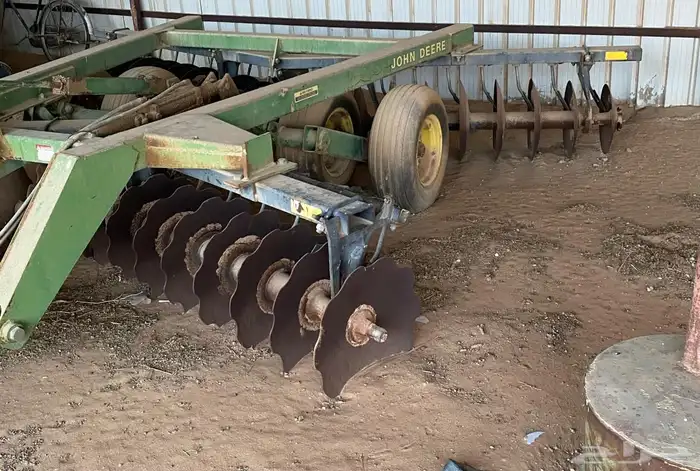 للبيع محراث جندير 32 قرص 1