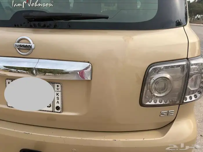 نيسان بلاتينيوم 2010 ذهبي 13