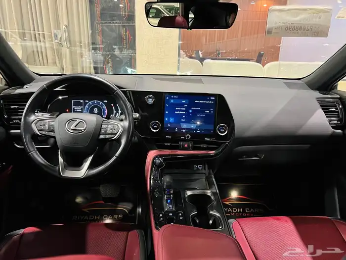 لكزس 2023 NX 350 فل (عرض خاص) 10