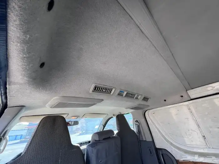 تويوتا هايس باص ديزل بضاعه 2010 17