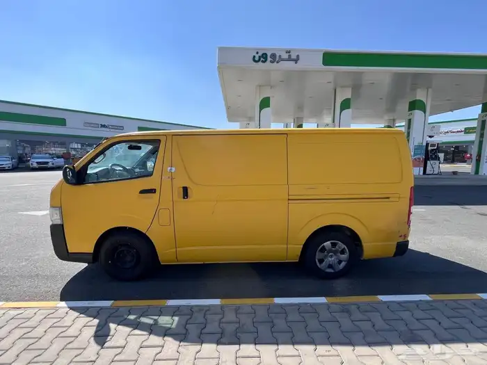 تويوتا هايس باص ديزل بضاعه 2010 18