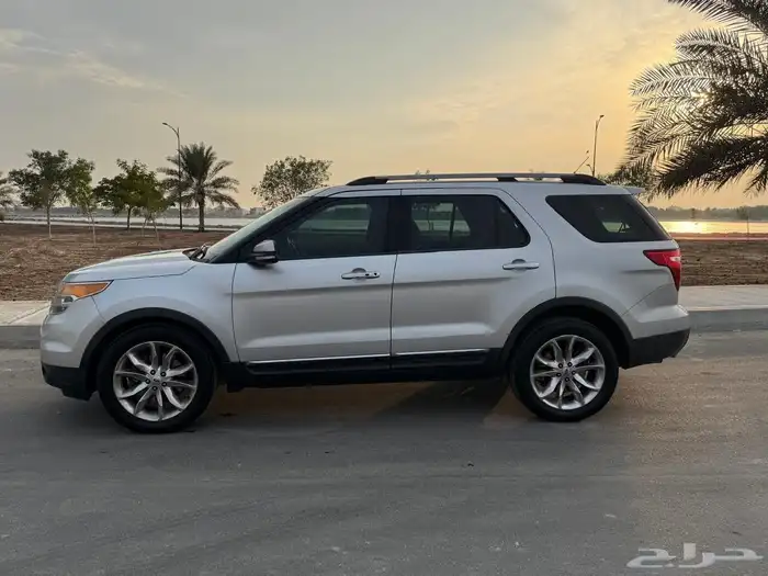 فورد اكسبلورر 2014 ليميتد 7 4