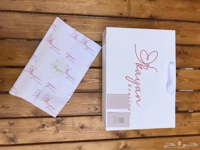 بكج كامل للعبايات والملابس 12