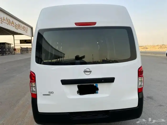 تويوتا باص نيسان 2016 سقف مرتفع بضاعه للبيع 5