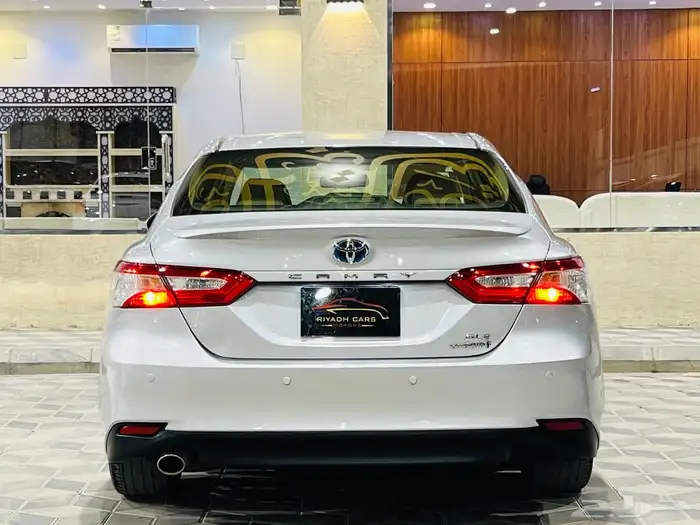 كامري 2020 GLE هايبرد فل (عرض خاص) 3