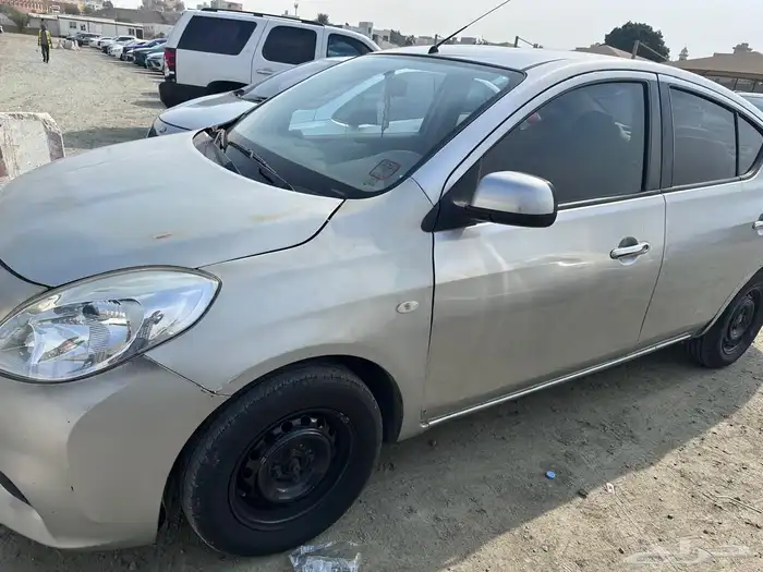 نيسان صني 2014 للبيع جده 3