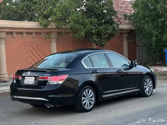 هوندا اكورد 2012 Limited اصل نظيفة جدا 17