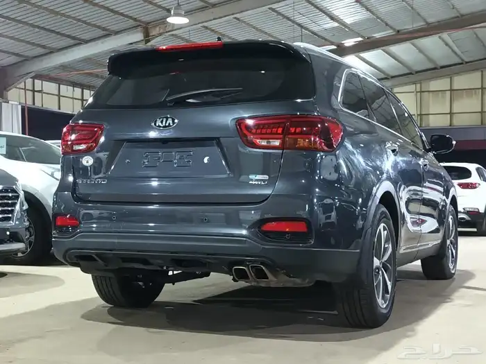 كيا سورنتو رصاصي 2020 ديزل بطاقة جمركية وارد كوريا 5