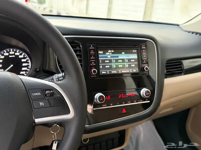 ميتسوبيشي اوتلاندر2020 11