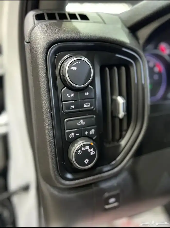 شفروليه سلفرادو 2019 دبل سعودي ماشي 48 الف 10