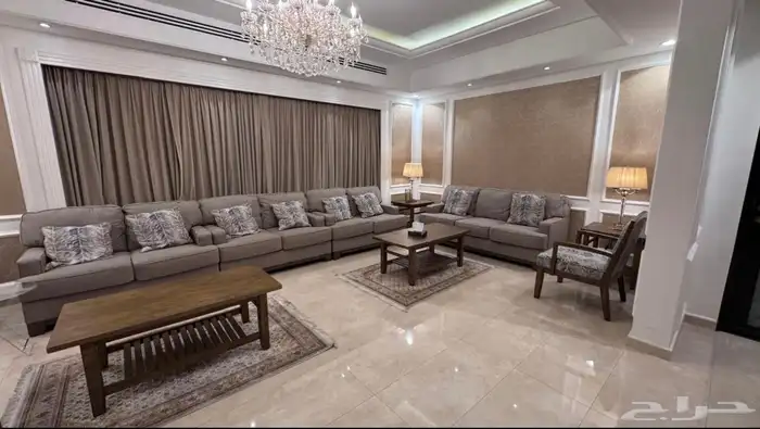 فيلا فاخرة للبيع حي الشعلة 5