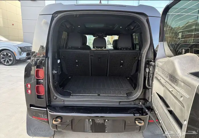 ديفندر اكس دينمك موديل 2023 بسعر خيالي 4