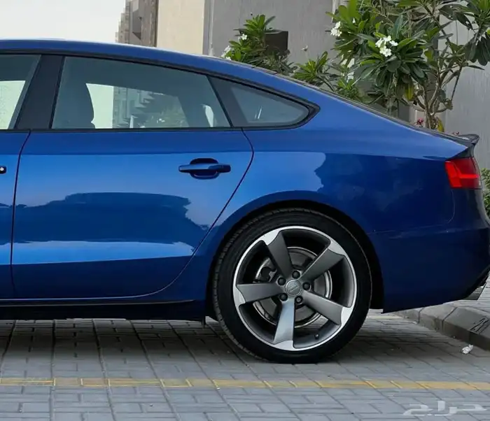 اودي A5 2016 فل كامل موتر شرط الفحص بدي ومحركات 8