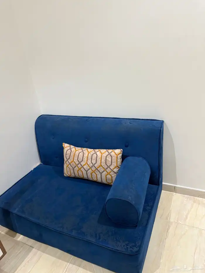 كنب ارضي بحاله جيده للجاد مابقصر معاه 3