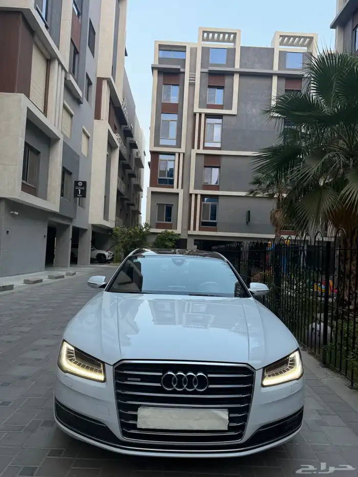AUDI A8 2016 1
