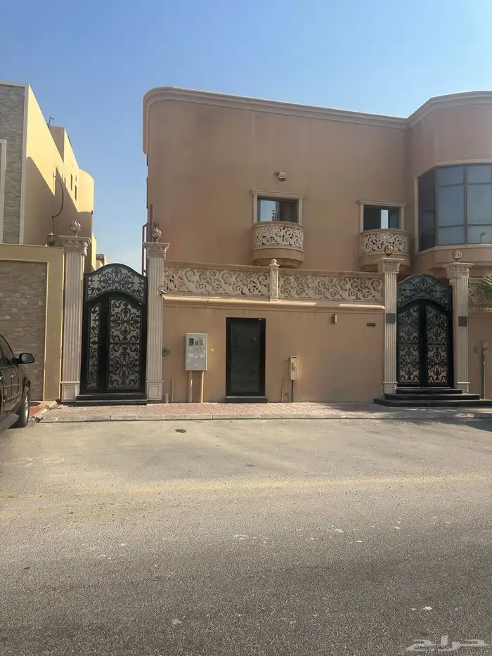 دوبلكس للايجار حي النزهة الدمام 0